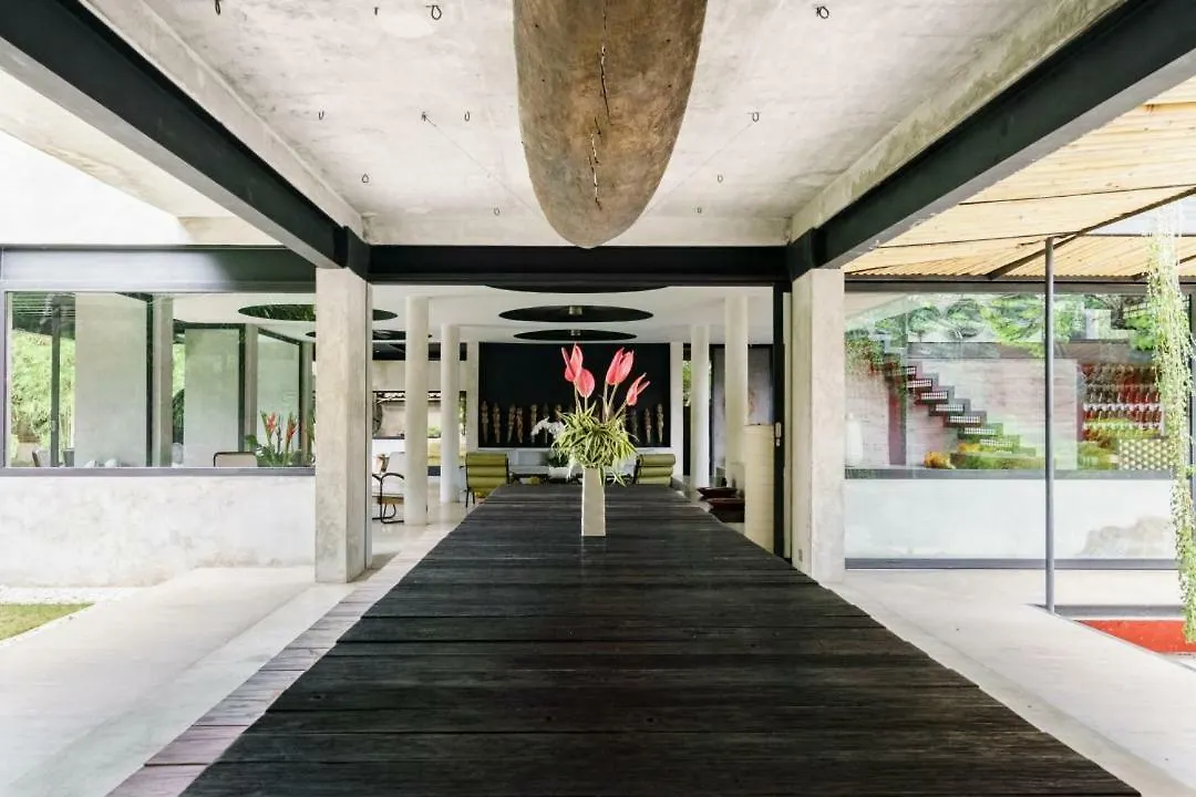 Villa Dharma Gumi Seminyak   Seminyak (Bali)