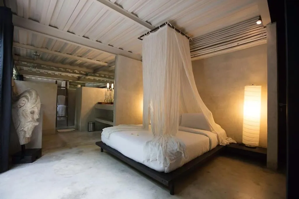 Villa Dharma Gumi Seminyak   Seminyak (Bali)