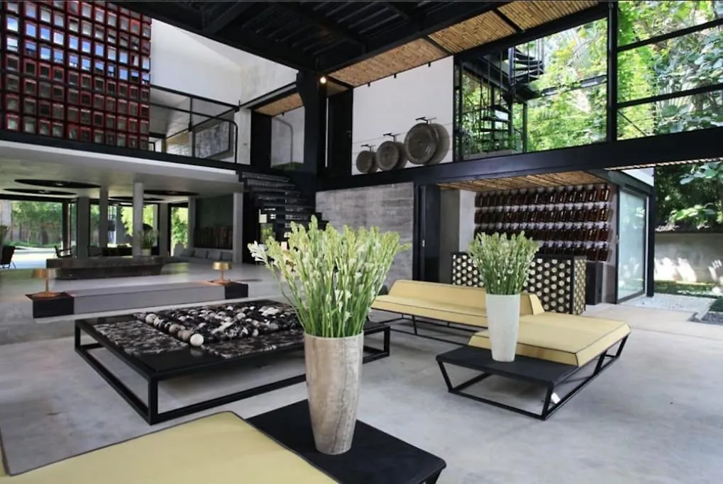 Villa Dharma Gumi Seminyak   Seminyak (Bali)
